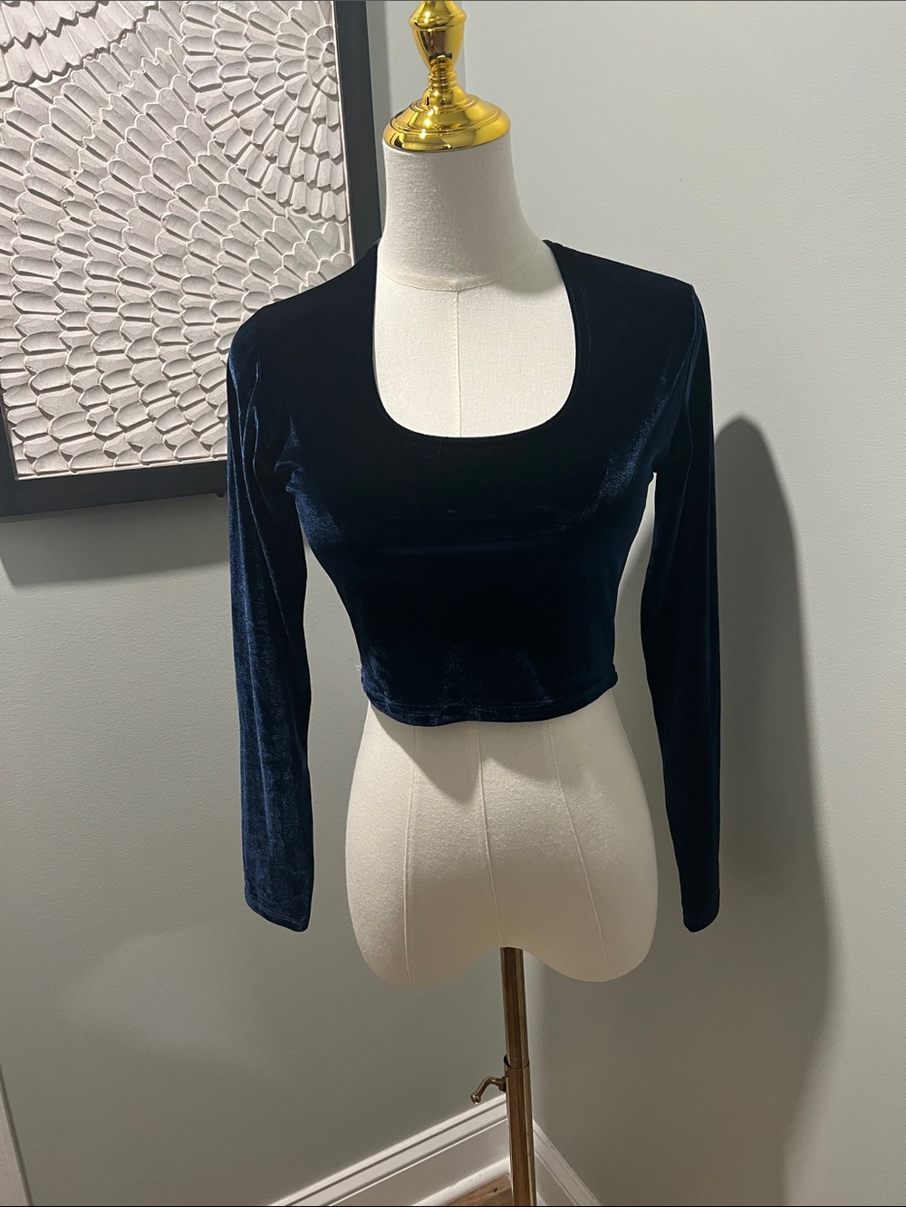 Velvet Navy Long-Sleeve Scoop Crop Top